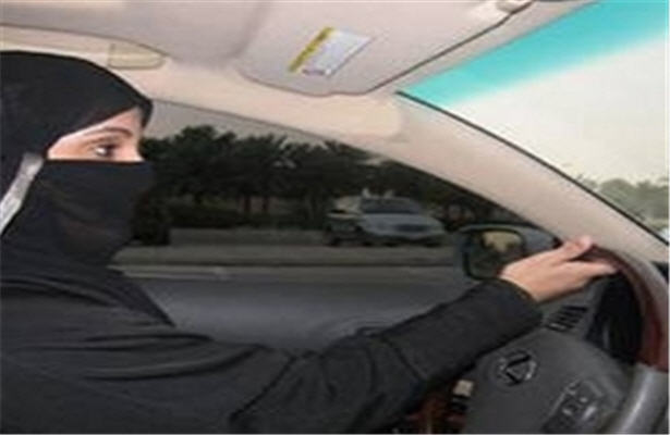 قادمات قادمات